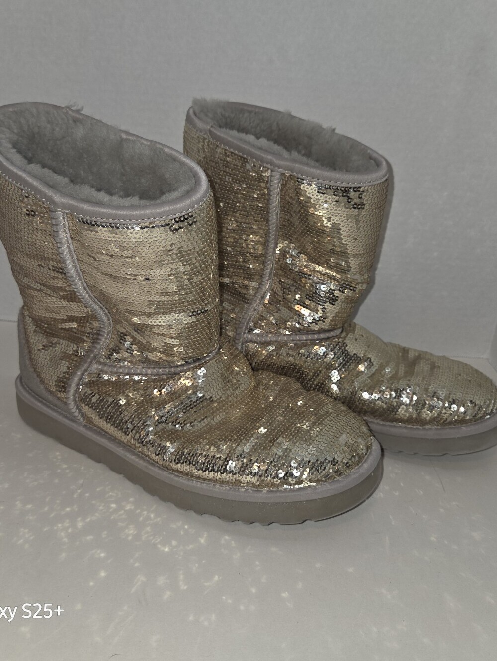 UGG Australia Classic Short Sparkle Sequin Gold Boots Women's Size 10 - 3161